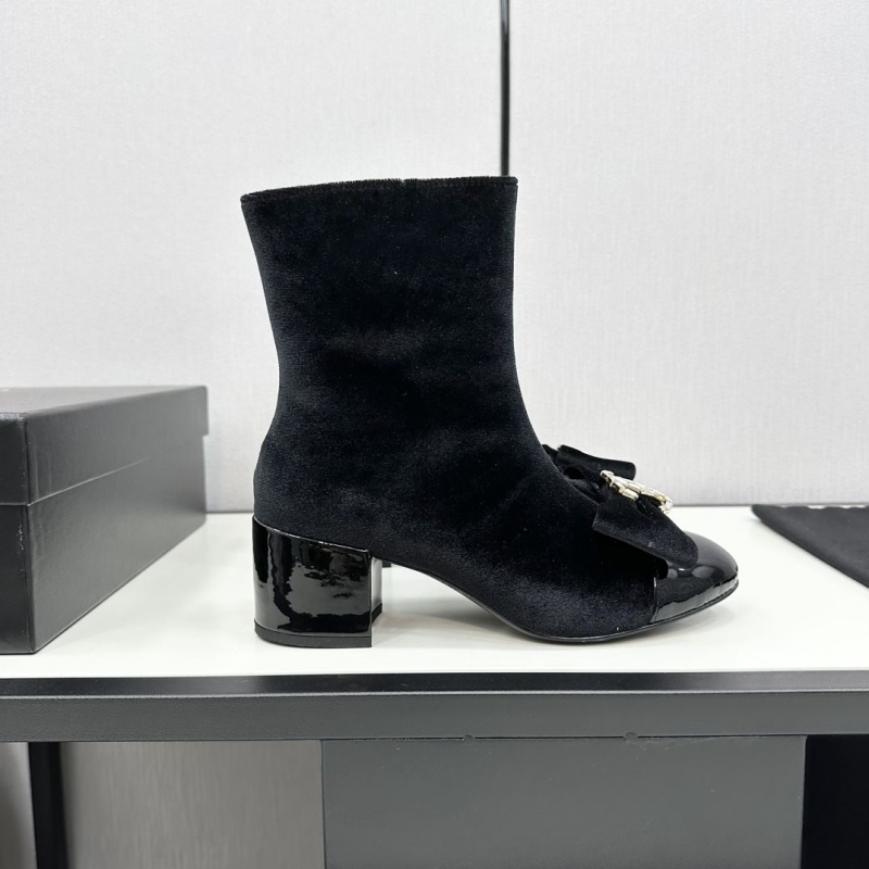 Ch*el boots